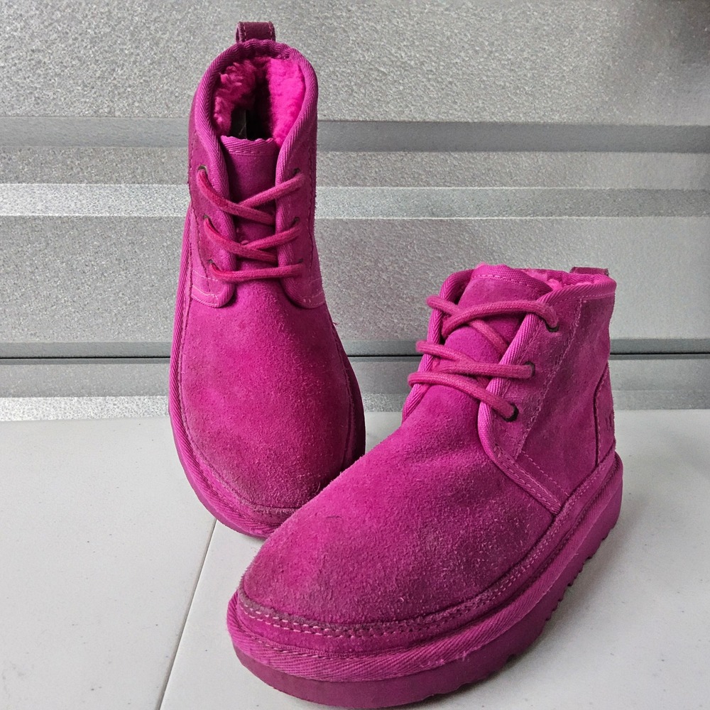 UGG Neumel Chukka‎ Boots Pink Suede Lace Up Ankle Winter Shoes US 2 Toddler